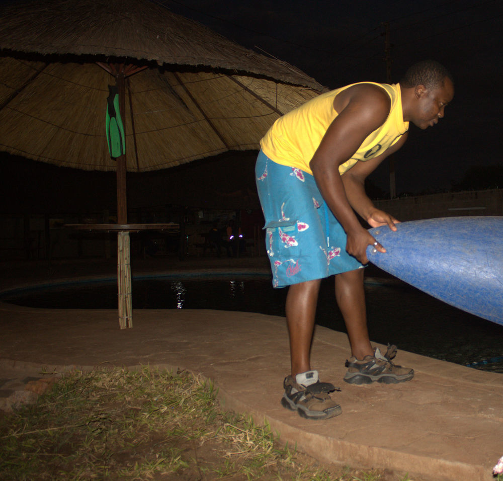 Zinga Backpackers Hotel Livingstone Bagian luar foto